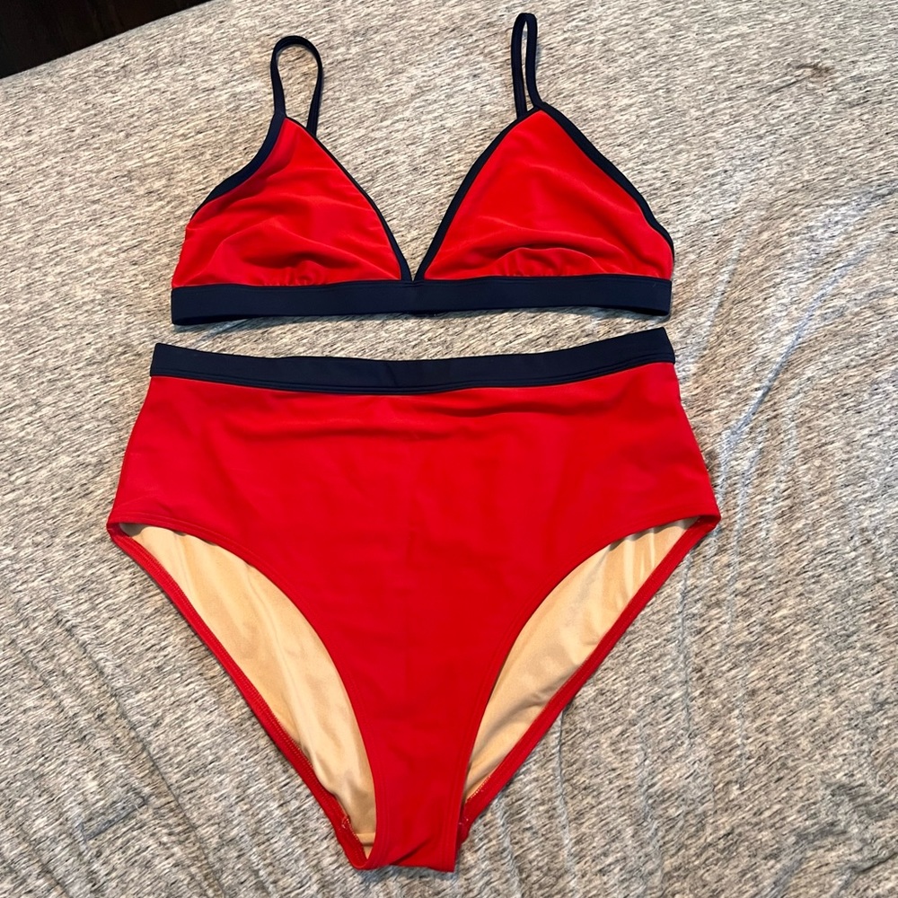 Old Navy Swim 💙❤️